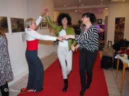 Fashion Show in der Contemplor Galerie Wien am 14. 03. 2024